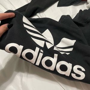 Addams woman medium pull over